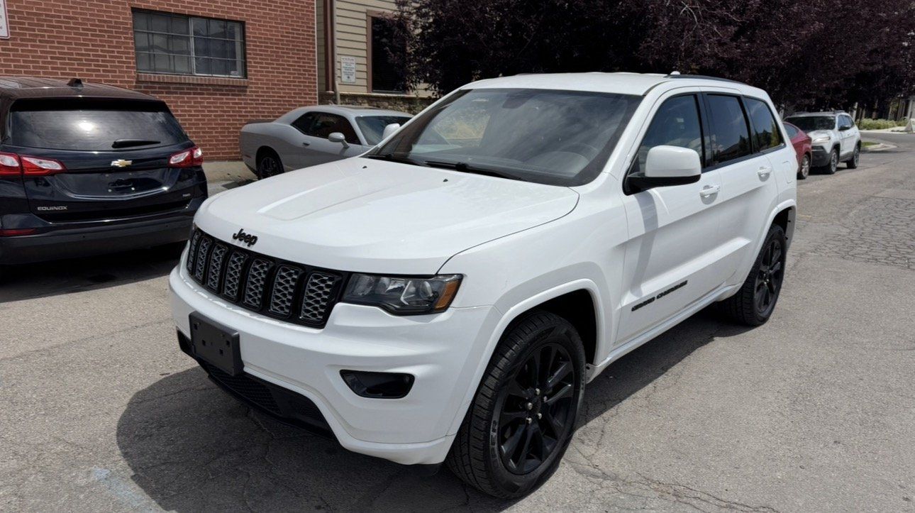 2020 Jeep Grand Cherokee Altitude