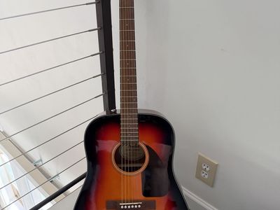 New Fender CD-60 Dreadnought Acoustic Guitar w/ Hard Case – Like New