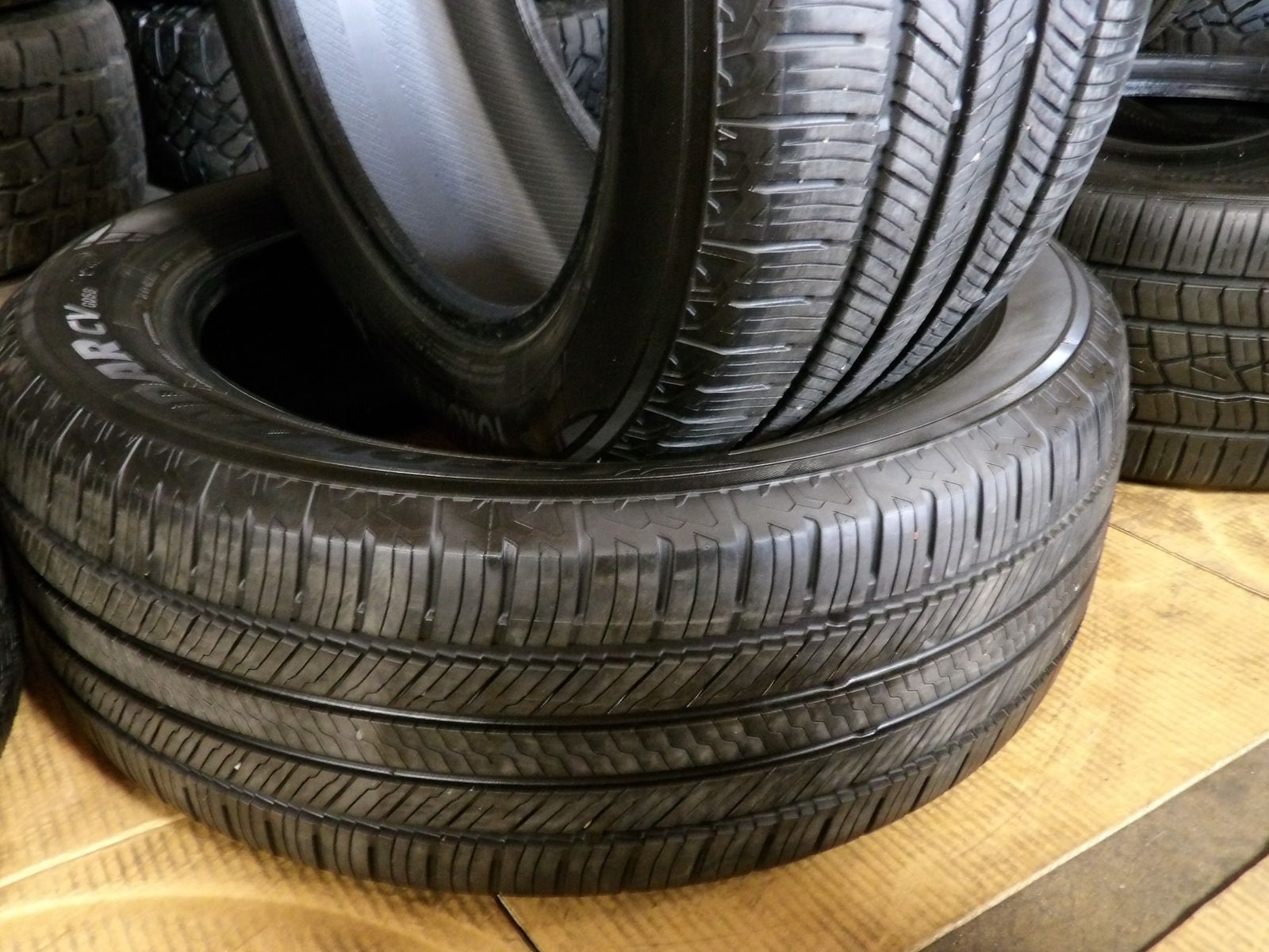 235/55R19 YOKOHAMA GEOLANDAR CVG058 PAIR OF TWO USED TIRES