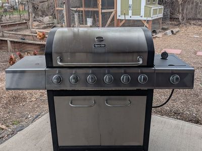 6 burner Grill in excellent shape.