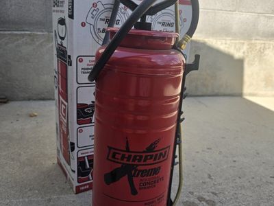 Chapin 1949 Xtreme Industrial Concrete Sprayer 3.5 Gallon, Red, Brass Pump