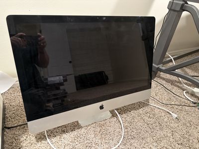 Apple iMac 27” Desktop Computer (A1312 2010 Model) - All-in-One.
