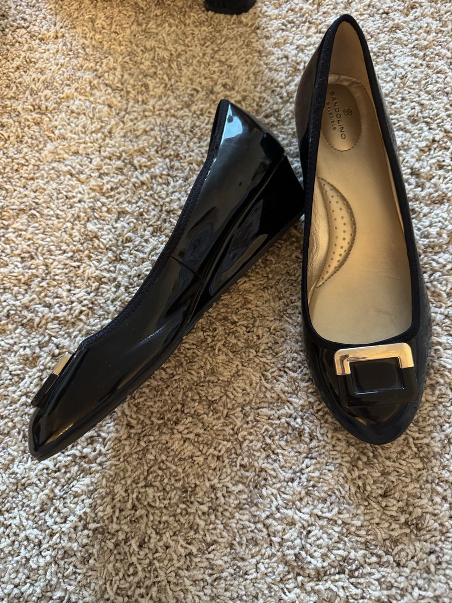 Bandolino Black low Wedge Heels W9.5