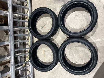 Hankook Winter i*cept evo3 225/40R19 – Premium Winter Tires