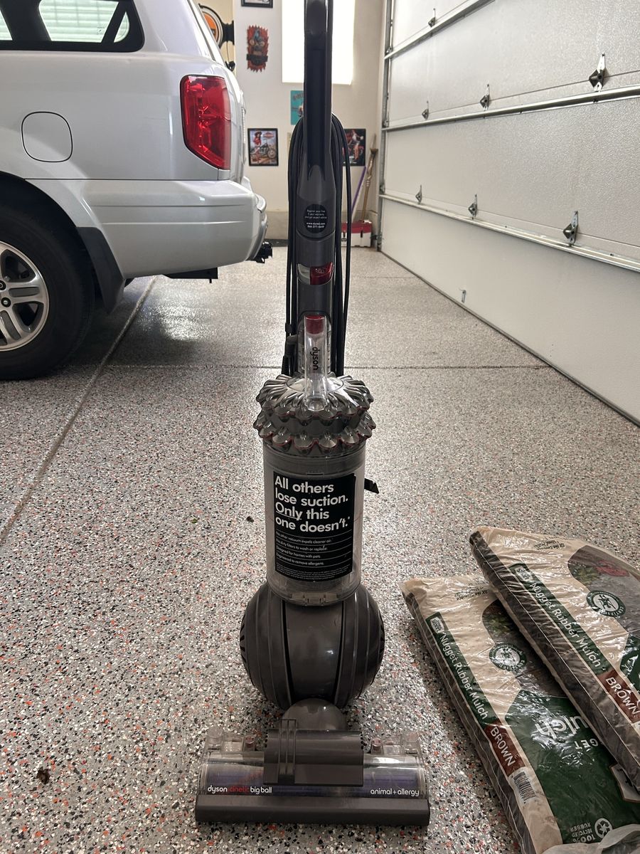 Dyson Cinetic Big Ball Animal + Allergy - $40 (South Jordan/Riverton)