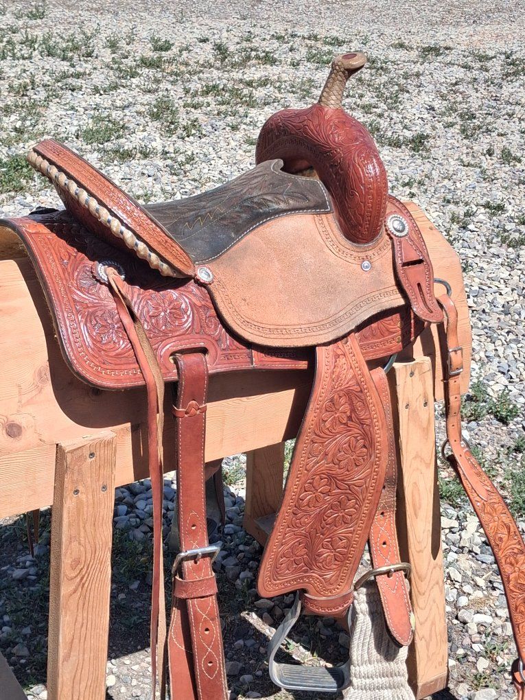 Sweet Corriente Barrel Saddle 