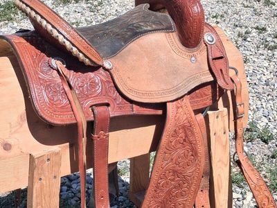 Sweet Corriente Barrel Saddle