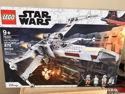LEGO Star Wars Luke Skywalker’s X-Wing Fighter (#75301) - Open Box Complete