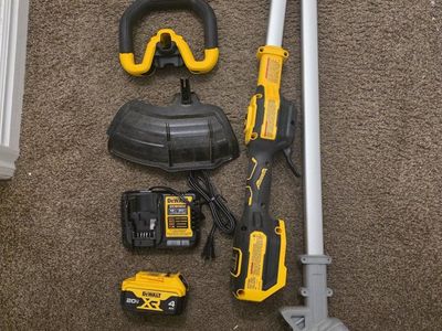 DEWALT DCST922 20V MAX XR Brushless 14" Folding String Trimmer w/ 4Ah Battery & Charger