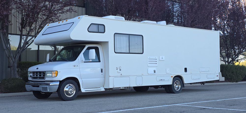 2003 Thor Motor Coach Four Winds Fun Mover