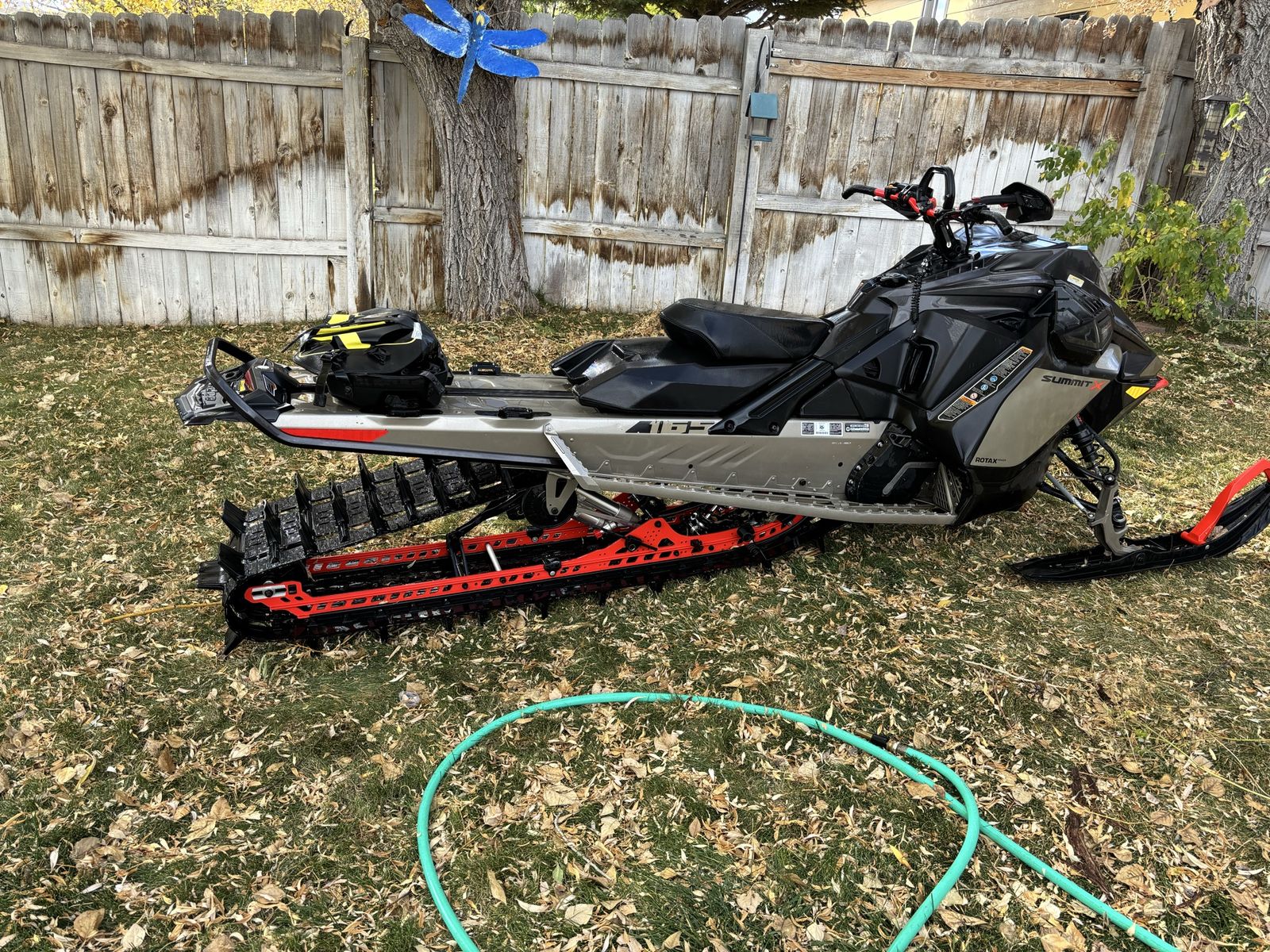 Ski-Doo Summit X 165 850 Turbo