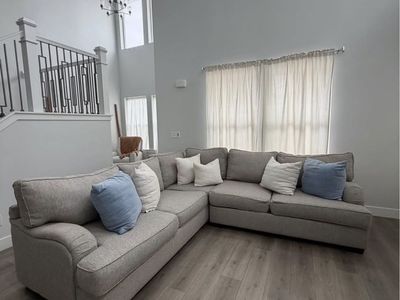 Sectional Couch - Gray Fabric, L-Shape, 5-Seater, Modern Style