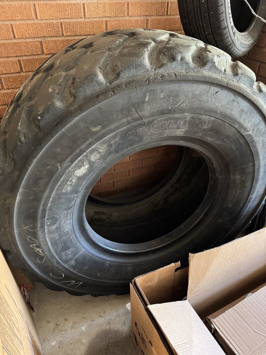 Large Tractor/Loader Tire — Great for Workouts