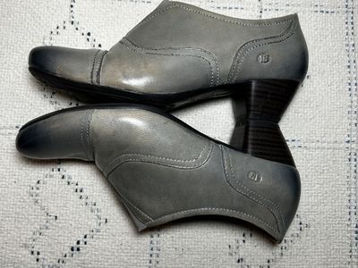 Josef Seibel Booties Sz 38 Ombré Grey& Polish