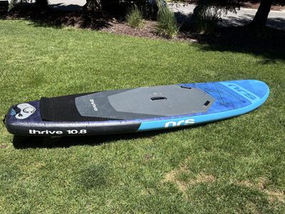 NRS Thrive 10.8 Inflatable Paddle Board Package – Like New