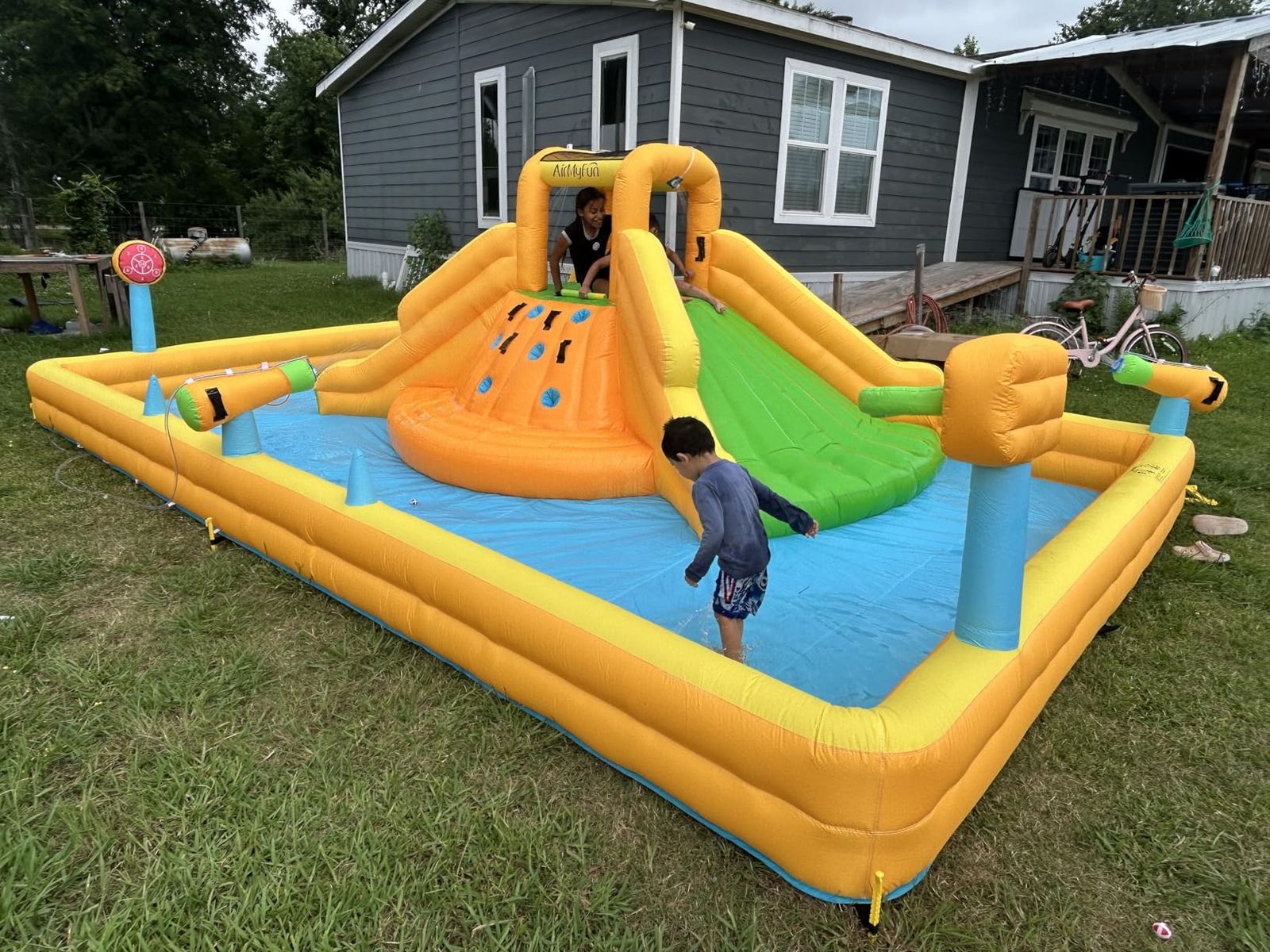 Brand new Inflatable Water Bounce House with Blower