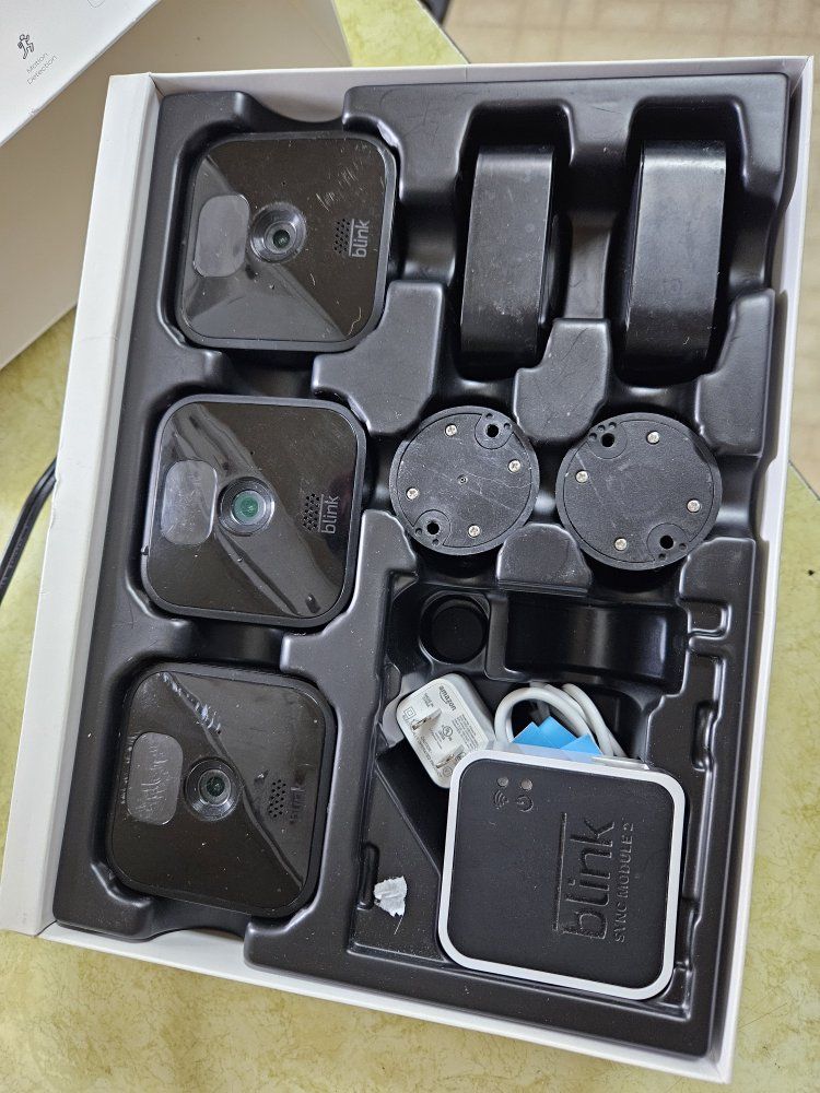Blink Outdoor Battery-Powered Security Cameras - 5 Camera System