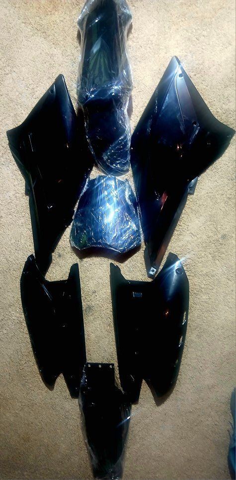 Apollo RXF250cc and RFZ250cc full 7pc plastic set with Decals