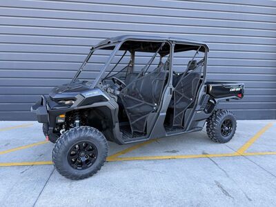 2026 Can-Am® Defender MAX XT HD11 With 10.25 in.display
