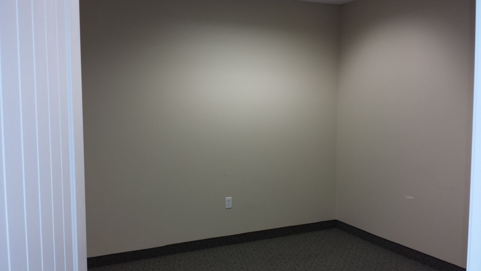 Main image 4
