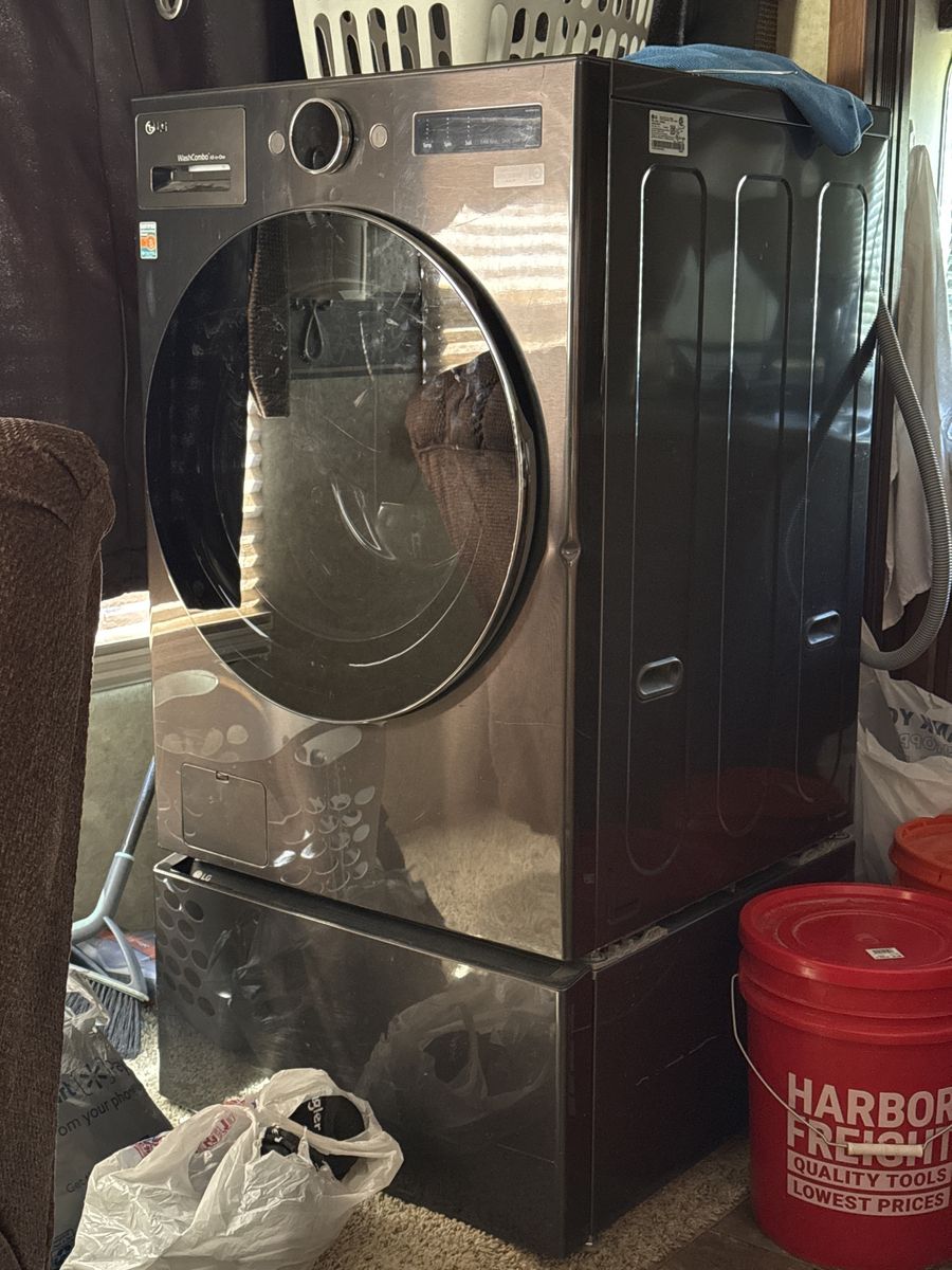 LG WM3488HW 24-inch All-in-One Washer/Dryer Combo with Pedestal