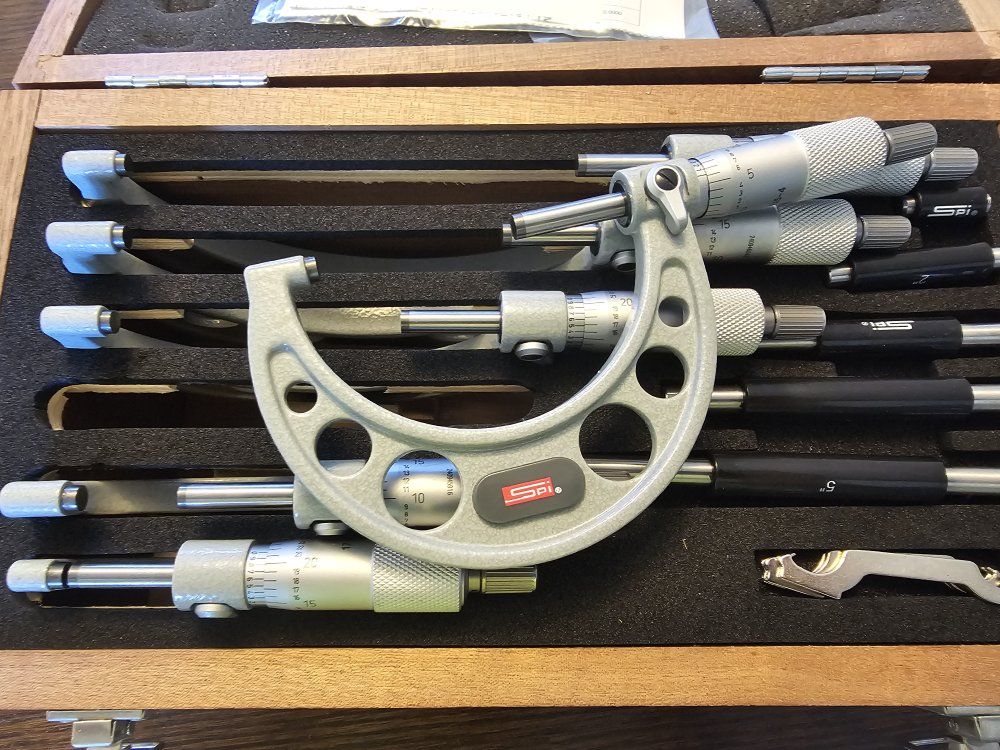 SPI 0"-6.00" outside diameter micrometer set