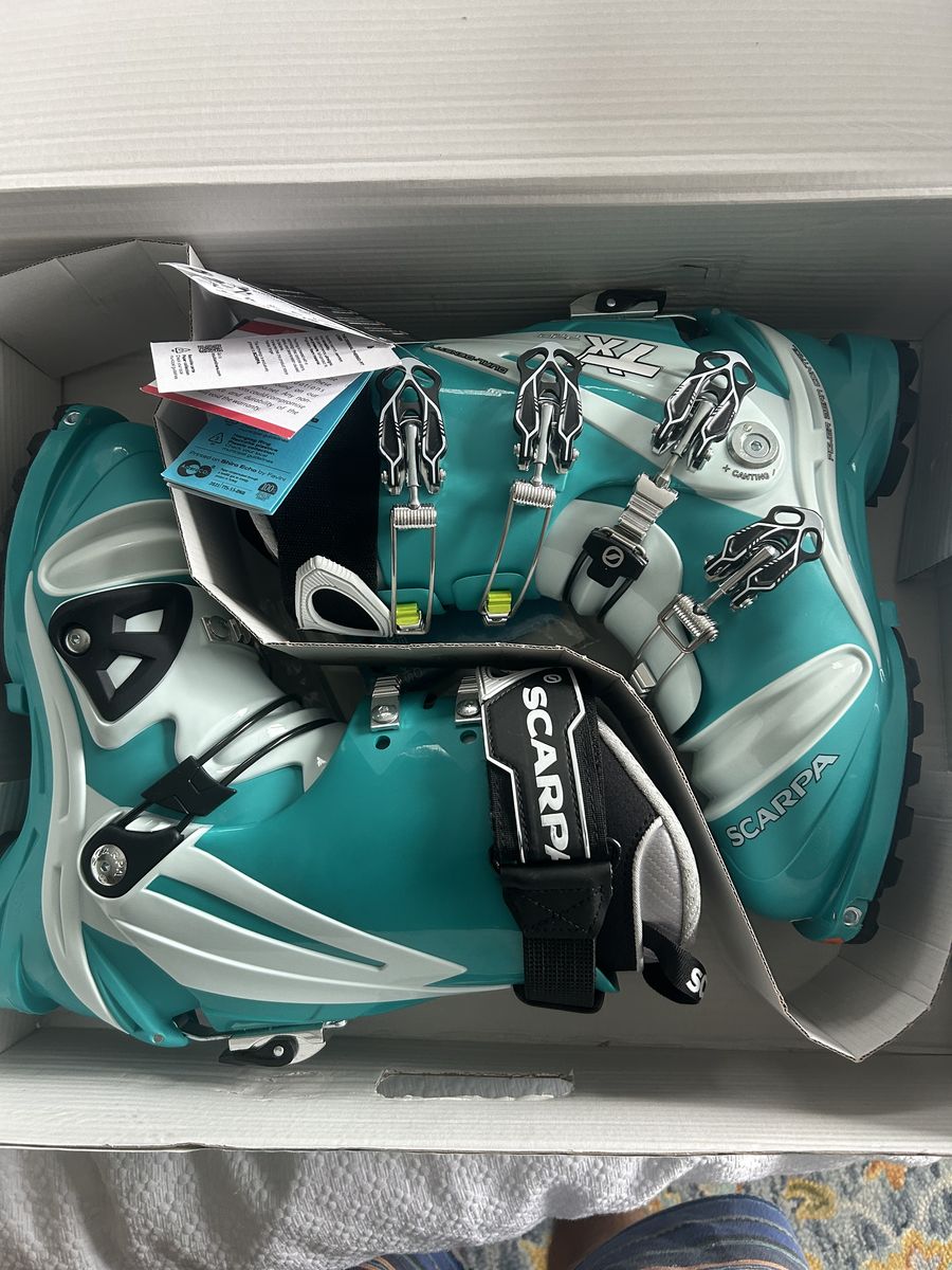 Women’s Scarpa TX Pro 25.5 Brand Nee