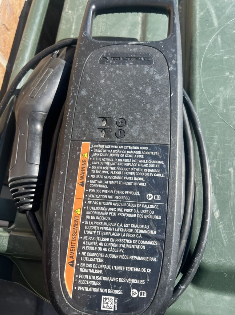 2013 Niss Leaf Charger OEM