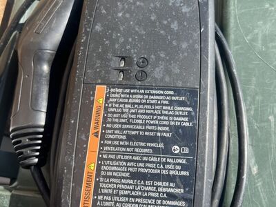 2013 Niss Leaf Charger OEM