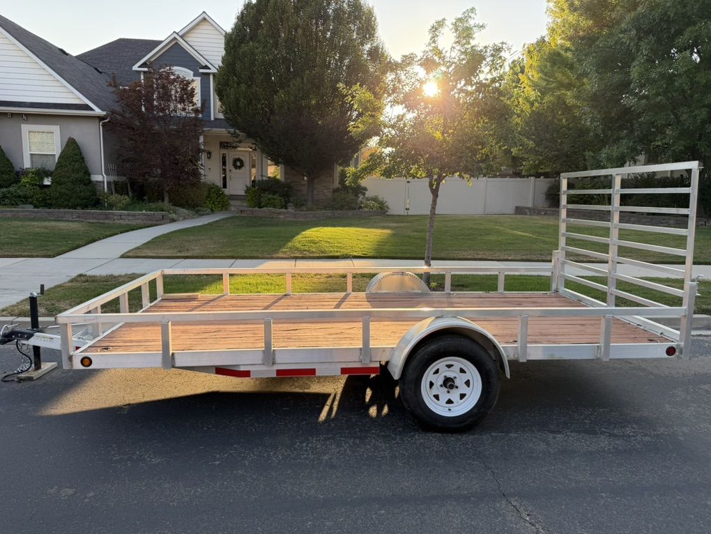 14' Aluminum Trailer - Like New!