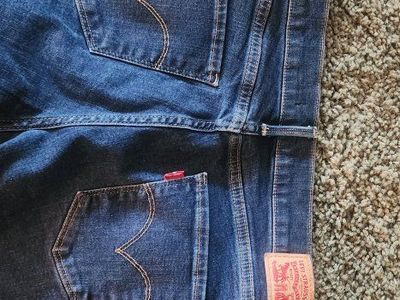 311 skinny jeans