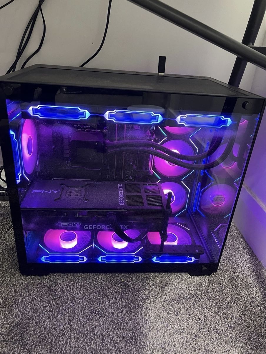 GeForce RTX 4090 - Gaming Computer - 64GB RAM - 7TB HDD - 2TB SSD - i9-14000KF