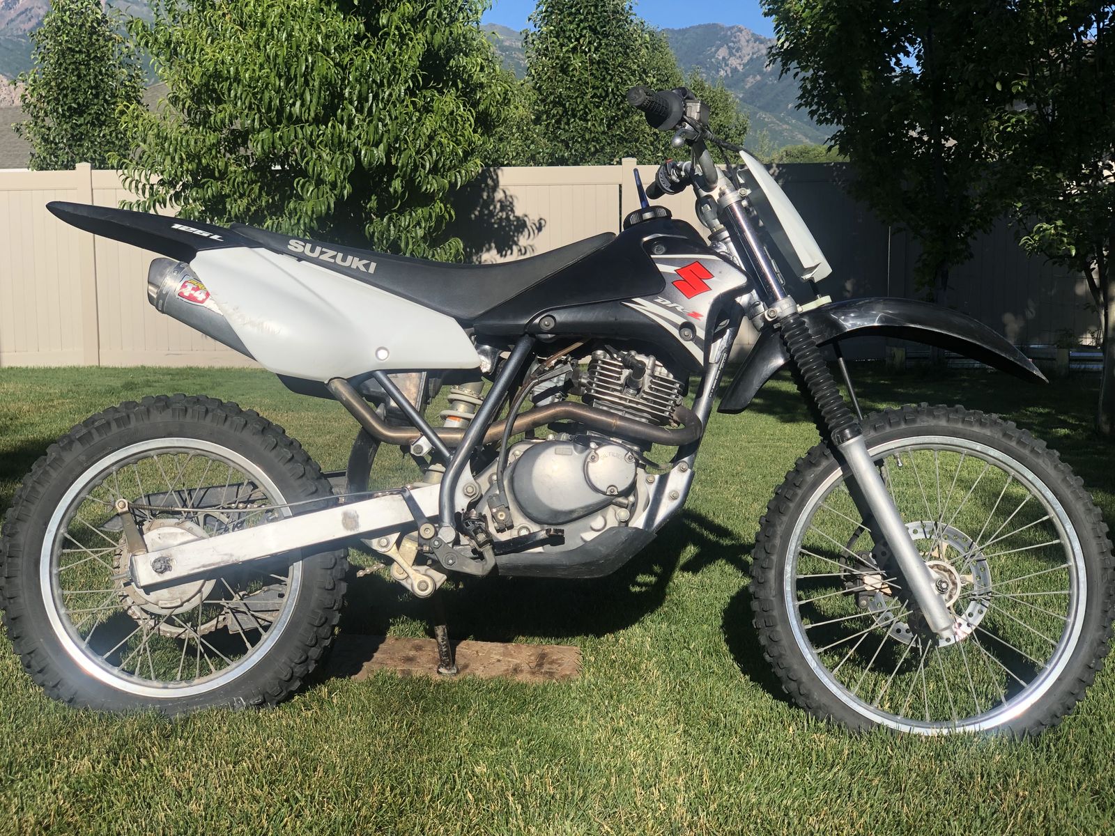 2007 Suzuki DRZ125L
