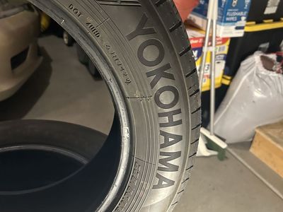 4 Tires 225/60/18 Yokohama Avid GT 300.00