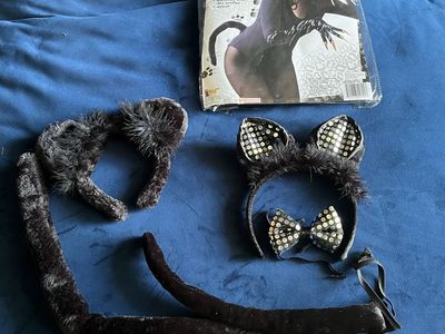 Black Cat Costume Accessories - 2 Ears, 2 Tails, 1 Bow tie