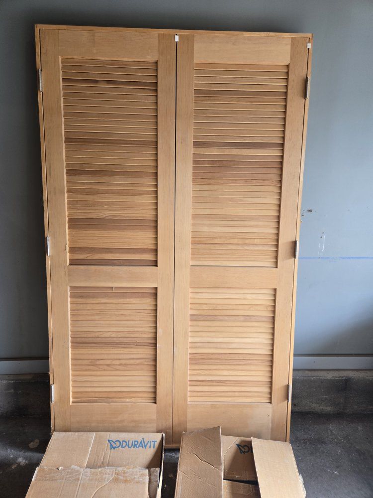 louvered door