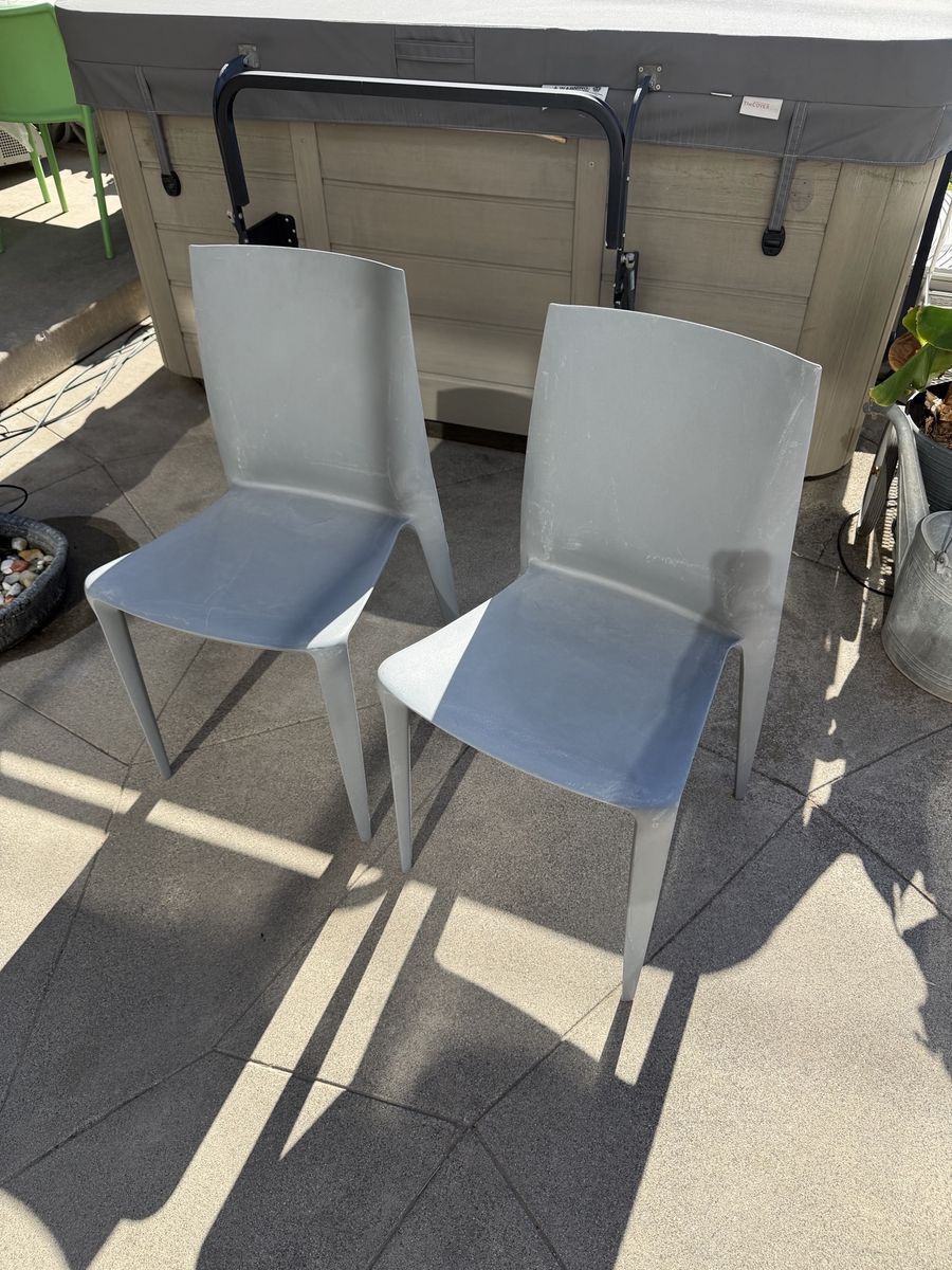 Set of 2 Light Grey by Heller The Bellini Chair