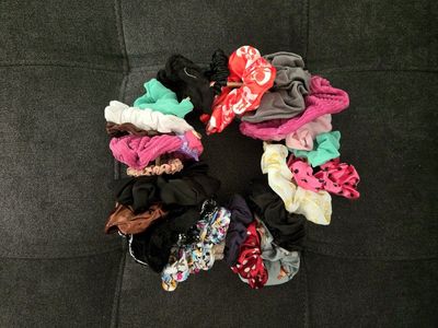 Huge Lot of Vintage & Modern Hair Scrunchies - Velvet, Satin, Corduroy, Patterns, Solids - 20+ Pieces