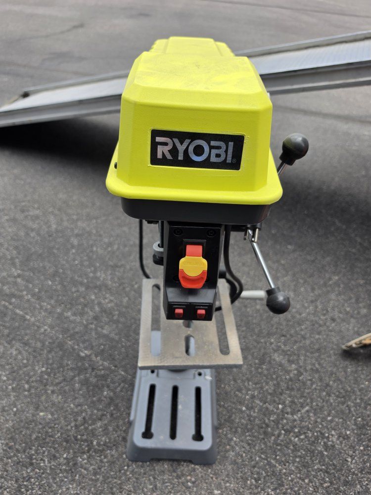 Roybi DP103L Drill Press