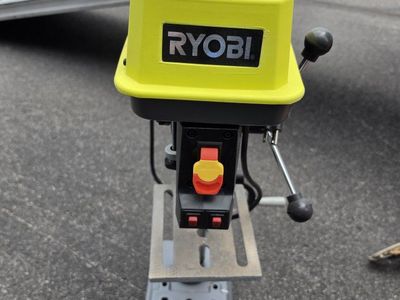 Roybi DP103L Drill Press