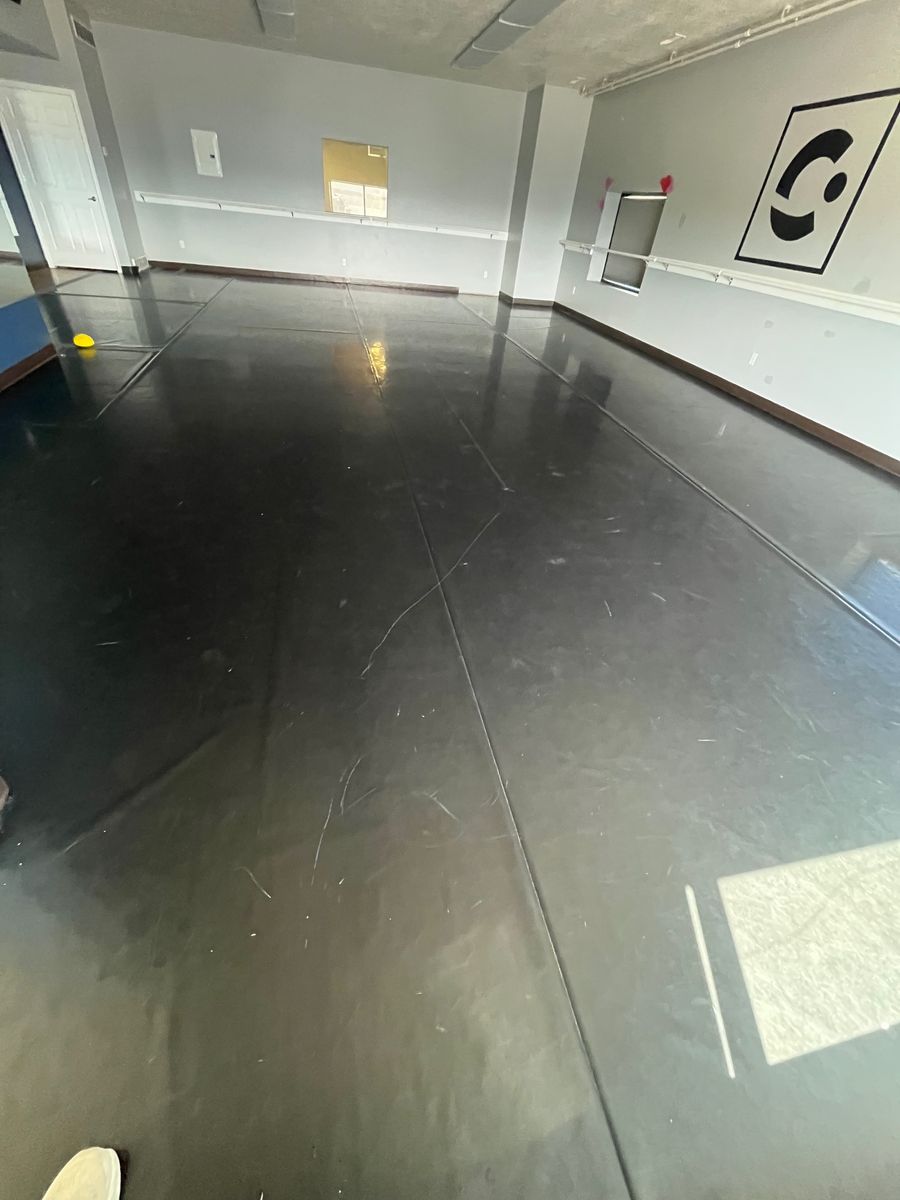 Main image 2