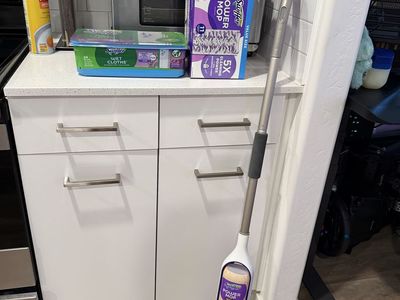 Swiffer mop and extras