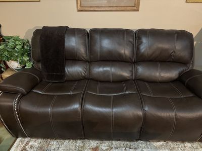 Couch set