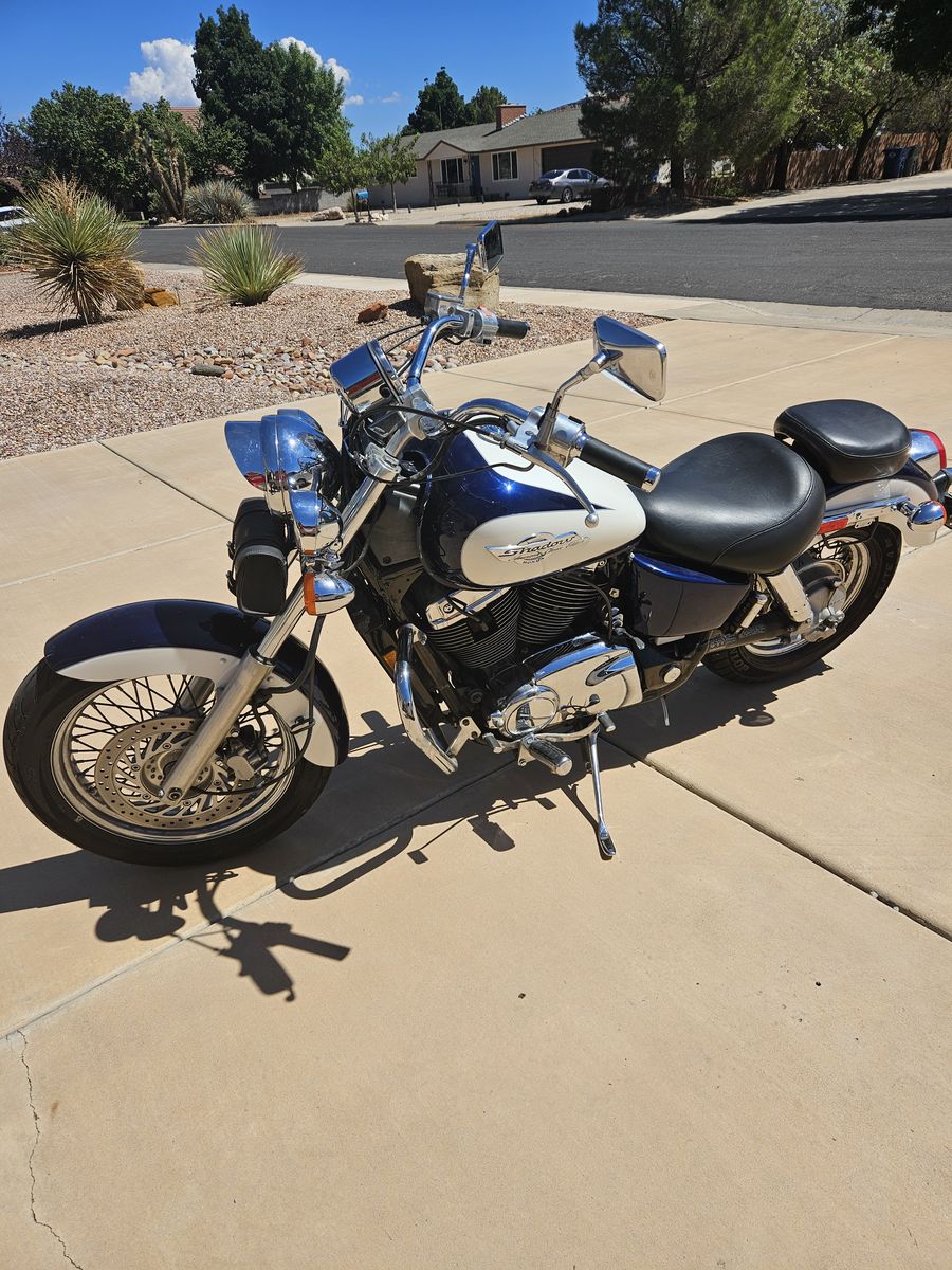 Honda Shadow American Classic Edition Motorcycle - Blue and White