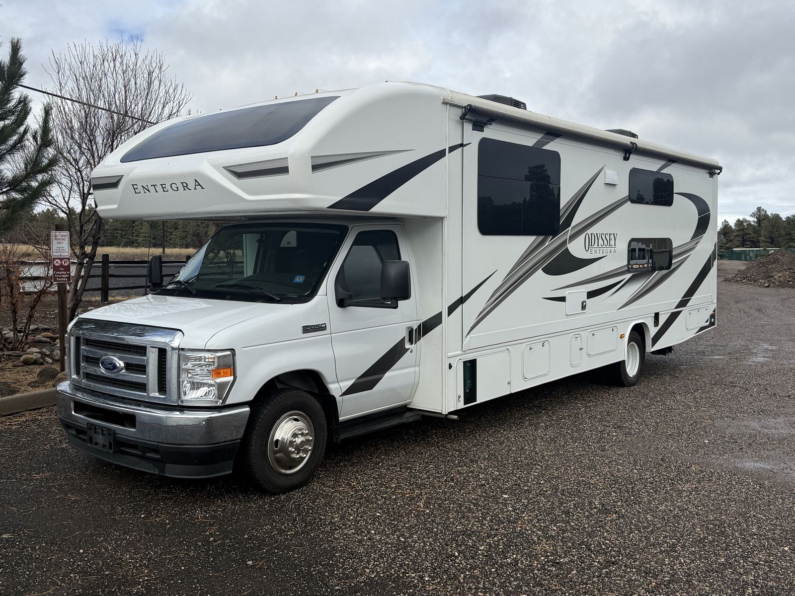 2023 Entegra odyssey 31F