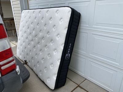 Individual Coil Very Comfortable Mattress