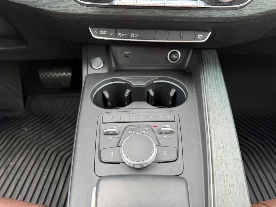 Main image 27