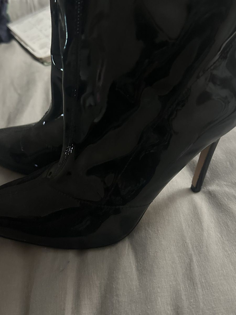 Boots 8