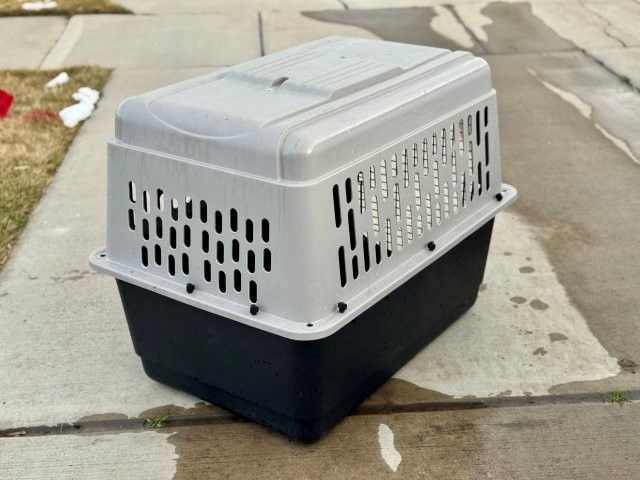 Dog kennel carrier 36" Large