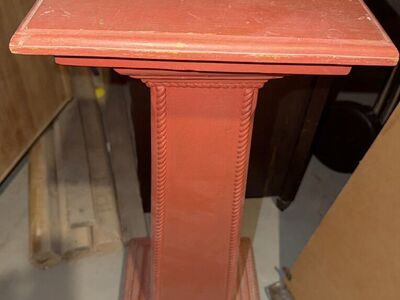 Cool Orange Pedestal